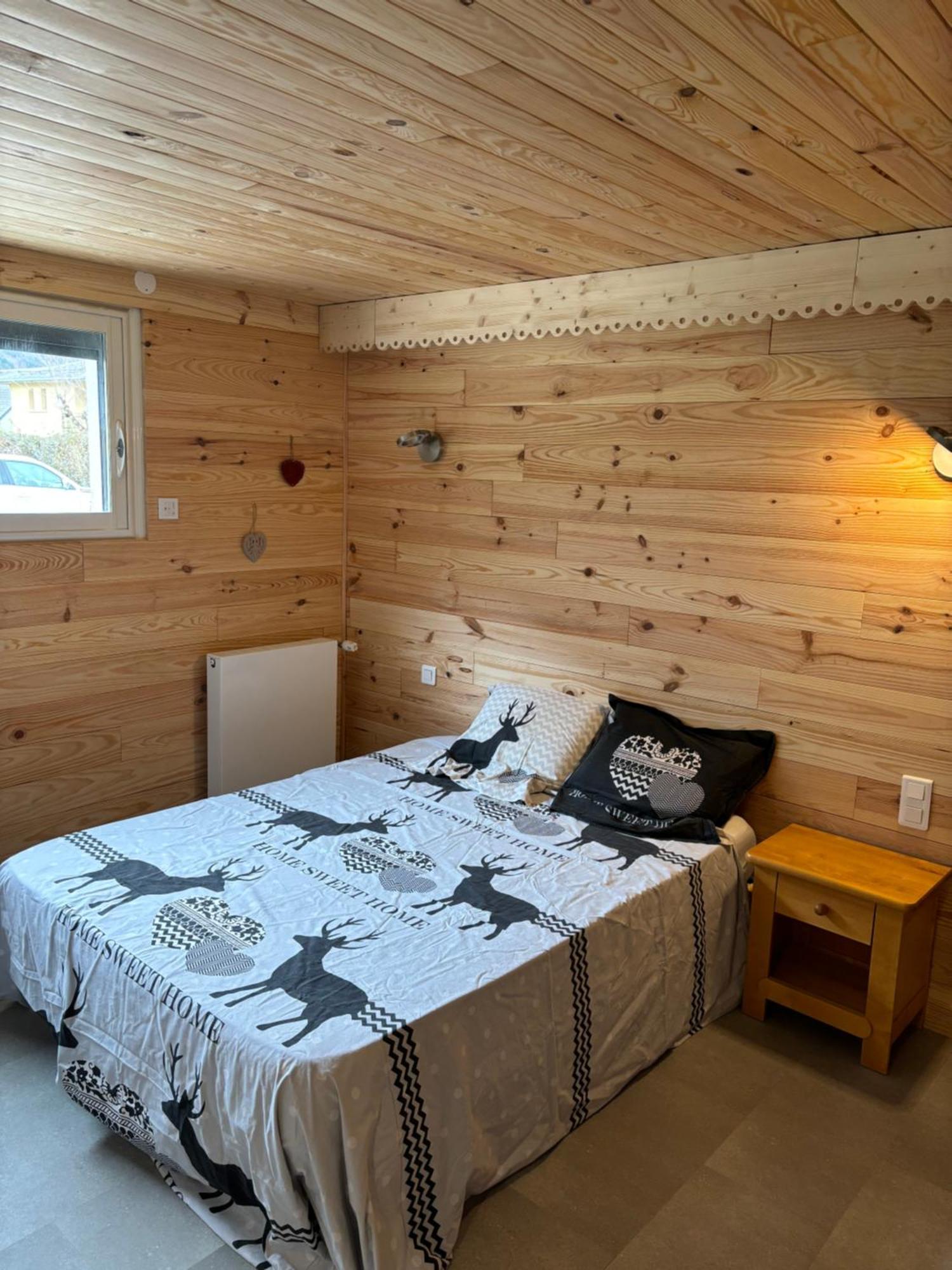 Apartamento L'Oursiere A Saint Mamet Exterior foto
